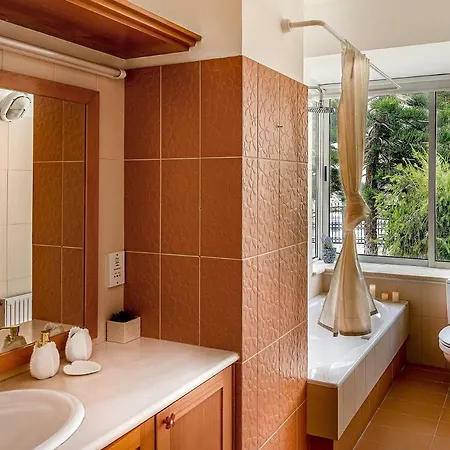 Hills Palazzo *